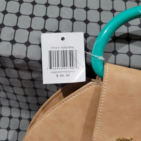 NWT WET SEAL PURSE - Picture 2 of 5